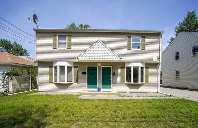16 Gold St photos photos