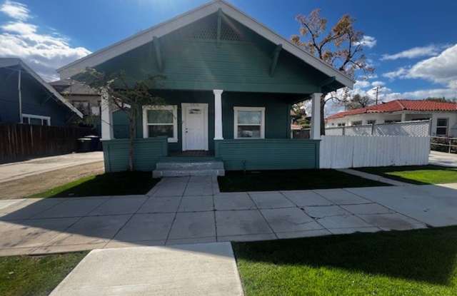 2315 22nd St photos photos