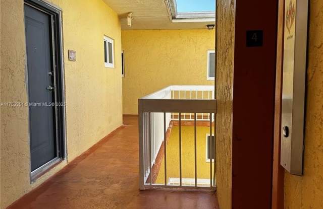 7860 Camino Real - 7860 Camino Real, Glenvar Heights, FL 33143