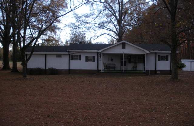 195 Fry Street, China Grove NC 28023 photos photos