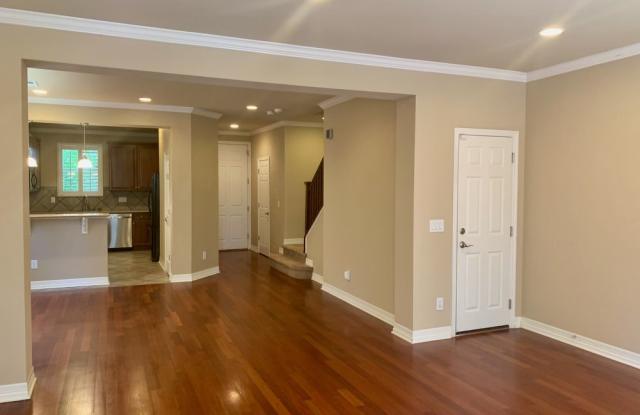6440 S Xanadu Way Gallery 2