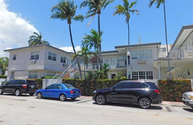 717 Espanola Way Gallery 2