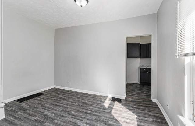 842 Davis St - 3 - 842 Davis Street, Kalamazoo, MI 49008