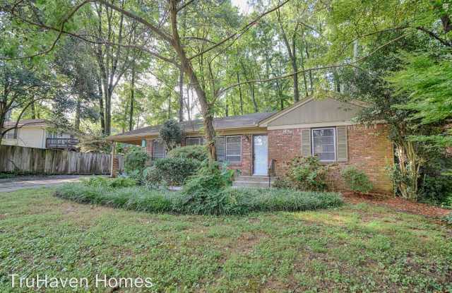 2550 Defoors Ferry Rd NW Gallery 2