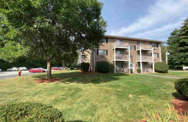 379 Huse Road - 379 Huse Road, Manchester, NH 03103