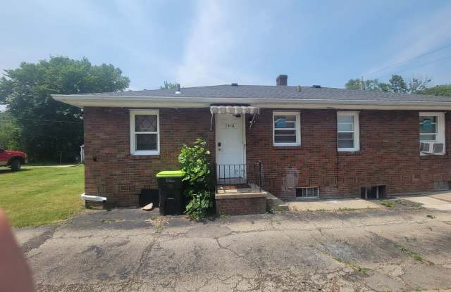 1318 E Frye Ave photos photos