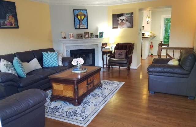 12658 MONARCH COURT Gallery 2