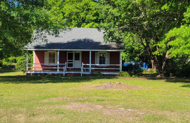 425 Murray Town Road - 425 Murray Town Road, Pender County, NC 28425