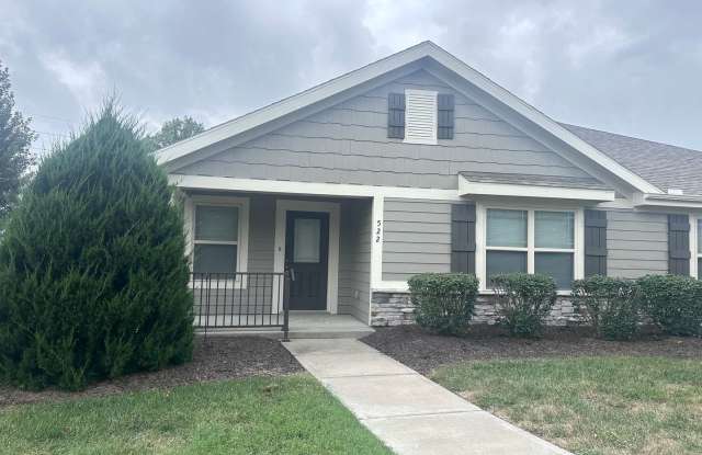 Single Level 2 Bed | 2 Bath | 2 Car Attached Villa in Blue Springs Gallery 1