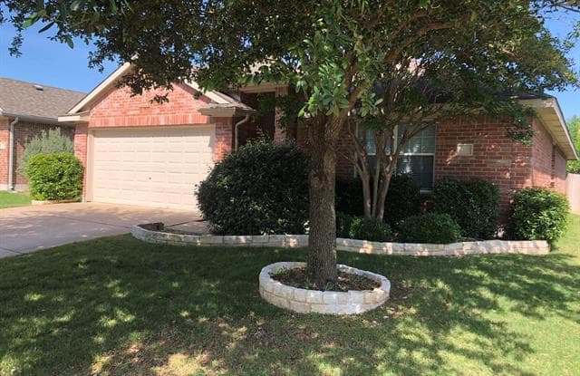 1133 Nighthawk Road - 1133 Nighthawk Road, Fort Worth, TX 76108