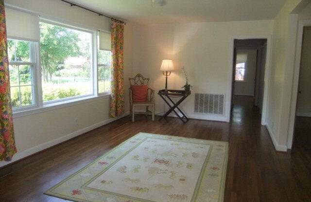 1010 Evans Road SW photos photos