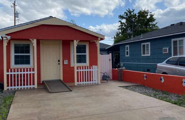 Adorable Home in Downtown Sparks! photos photos Adorable Home in Downtown Sparks! photos photos