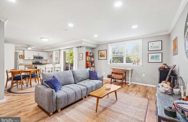 333 HOMELAND SOUTHWAY photos photos