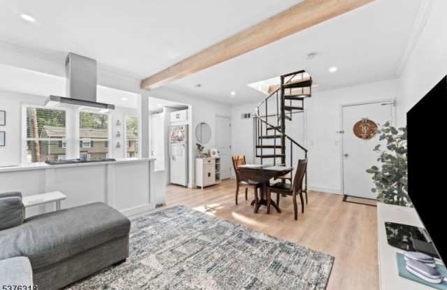 30 Aubrey St - 30 Aubrey Street, Summit, NJ 07901 30 Aubrey St - 30 Aubrey Street, Summit, NJ 07901