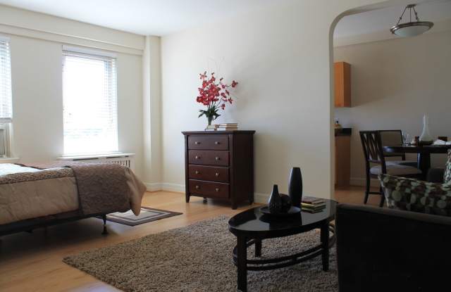 The Delano Gallery 4