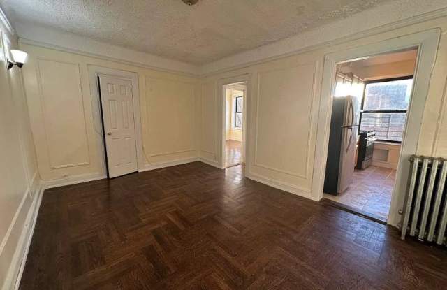 2079 Morris Avenue Gallery 2