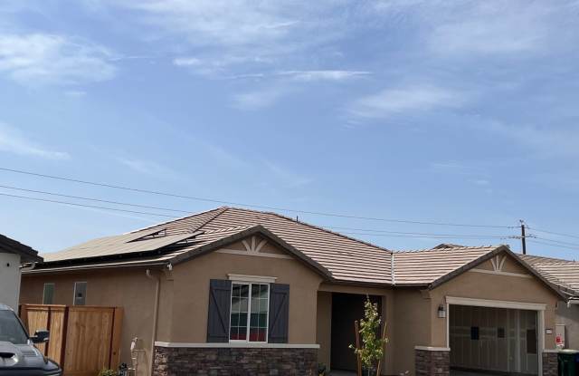 Luxurious upgraded 5BR 2 bath new home - never occupied - premium lot. photos photos