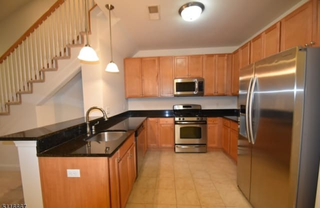 5413 Sanctuary Blvd - 5413 Sanctuary Blvd, Riverdale, NJ 07457