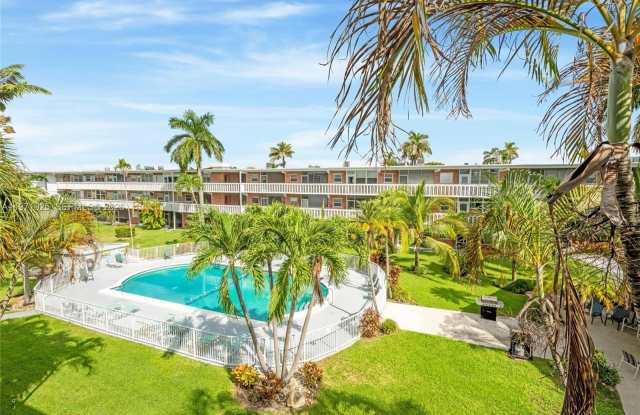 141 NE 10 AVENUE photos photos