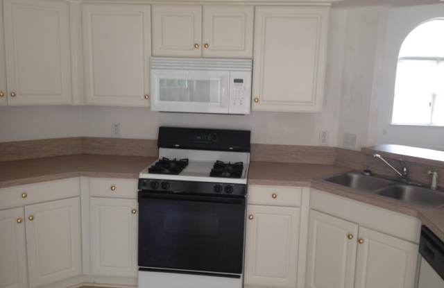6807 Dickens Ct E Gallery 3