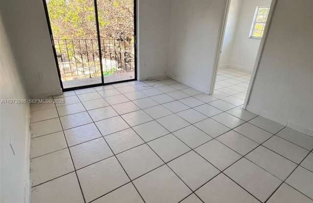 608 SW 15th Ave photos photos