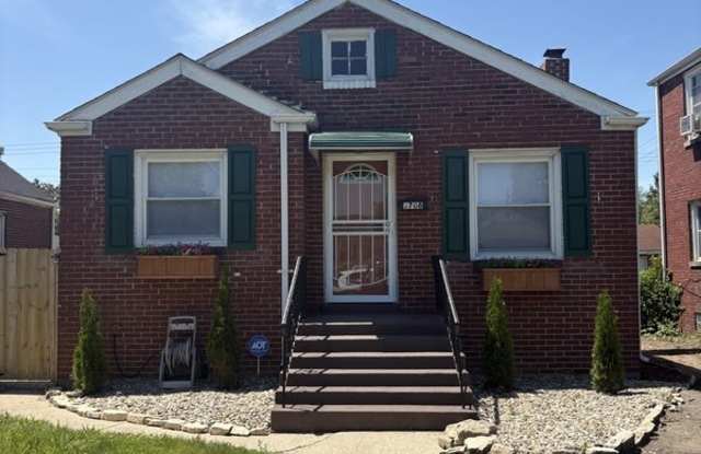 3708 Harrison St photos photos