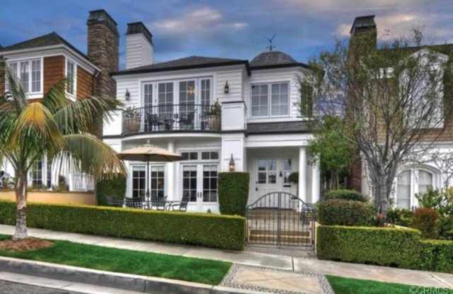 222 Heliotrope Avenue - 222 Heliotrope Avenue, Newport Beach, CA 92625