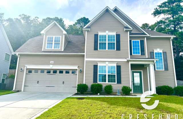 Spacious, Stylish  Close to It All – 3 Bed, 2.5 Bath! Minutes from Fort Bragg! photos photos