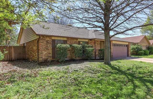 2508 Arapaho Drive Gallery 2