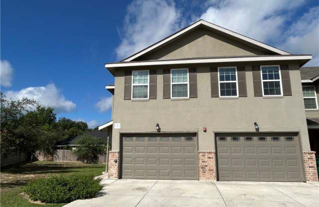 350 Untermaier Drive - 350 Untermaier Street, New Braunfels, TX 78130