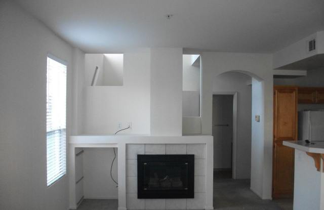 1039 Esparanza Way Gallery 4