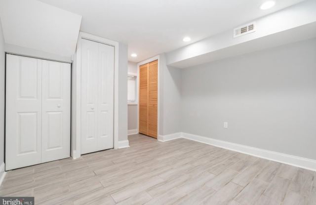 424 N GLOVER STREET photos photos