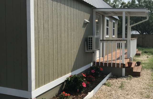 1224 Industrial Blvd - 1224 Industrial Boulevard, Kingsland, TX 78639