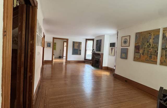 705 Columbus Parkway Gallery 3