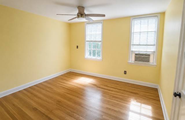 3426-3428 O Street NW Gallery 4