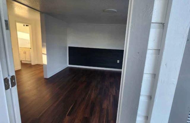 615 Clearlake Road #C Gallery 3