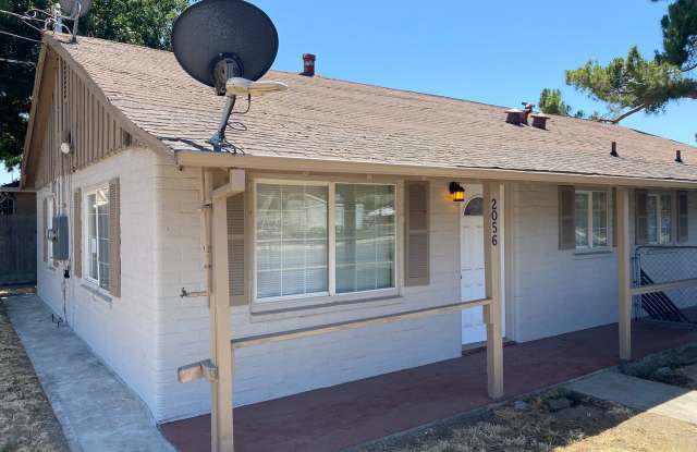 2 Bedroom, 1 Bath Duplex for Rent In Ceres - 2056 Richard Way, Ceres, CA 95307