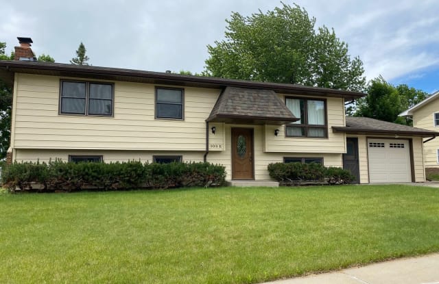 103 E Texas St - 103 East Texas Street, Rapid City, SD 57701