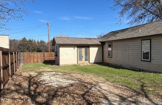 COMING SOON!!!!!!   Historic neighborhood - 2/1 - Pets Welcome - Hardwood Flooring! Gallery 4