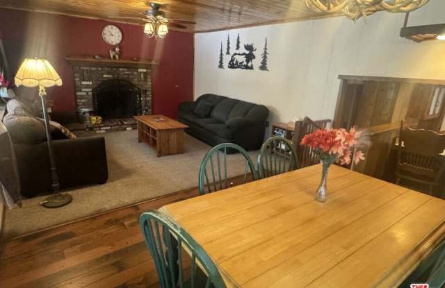 42696 Cougar Rd Gallery 1