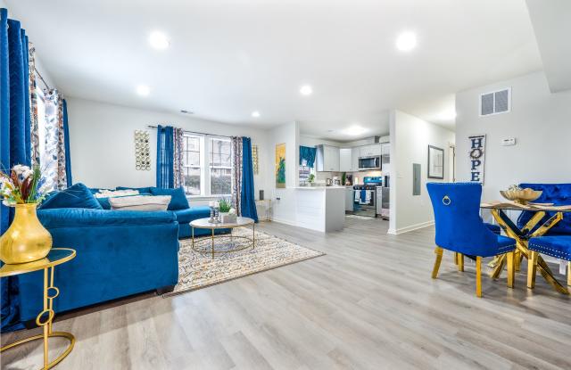 8 Reservoir Avenue photos photos