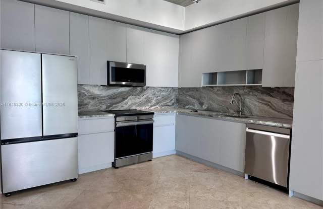 2275 NE Biscayne Blvd - 2275 Biscayne Boulevard, Miami, FL 33137