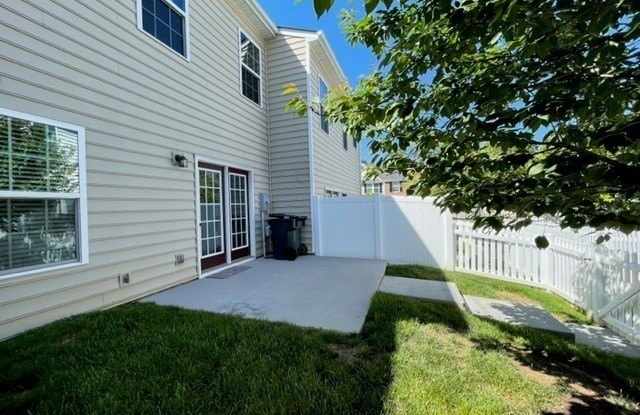 8107 Creekside Village Drive Gallery 4