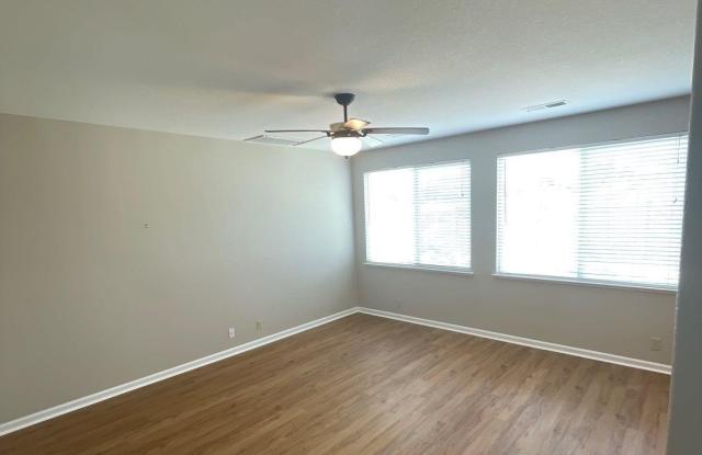7445 Hunter Glen Drive Gallery 4