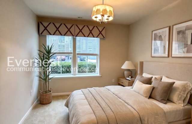 14001 Briars Circle Gallery 4