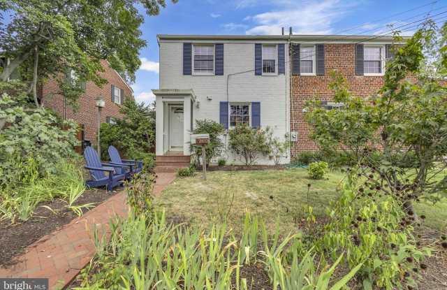 2813 MOSBY STREET - 2813 Mosby Street, Alexandria, VA 22305