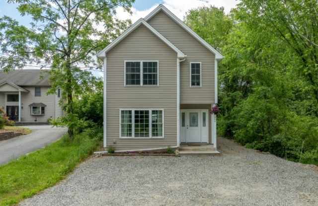 644 Warwick Tpke - 644 Warwick Turnpike, Passaic County, NJ 07421