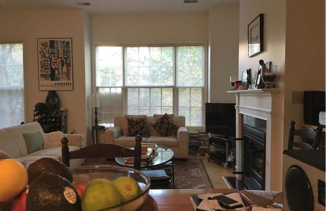 1935 BELMONT ROAD NW Gallery 3