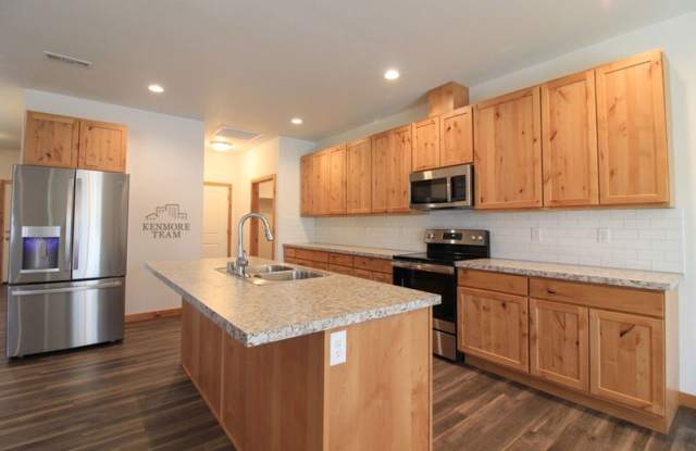 1333 13th St photos photos