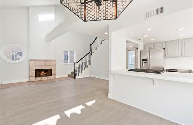614 Avocado Avenue - 614 Avocado Avenue, Newport Beach, CA 92625